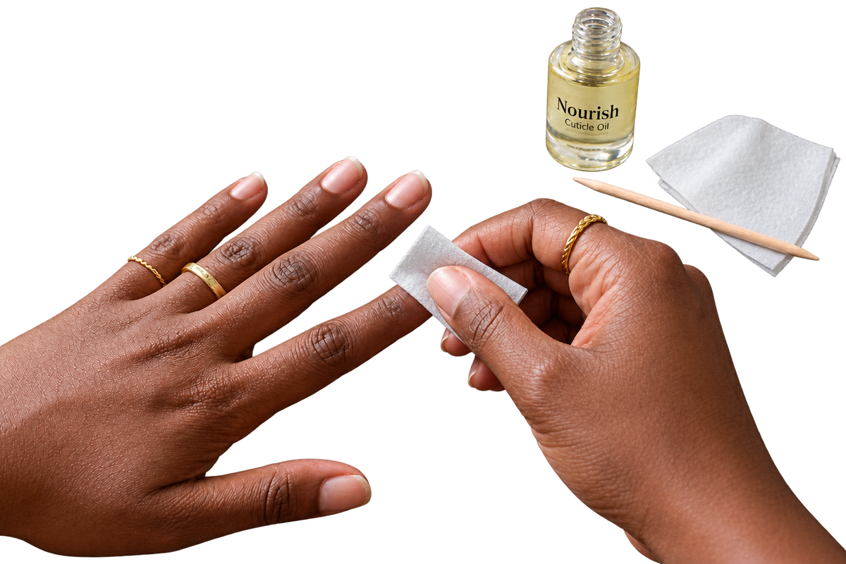 03 Nettoyer l'ongle